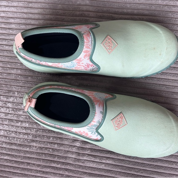 Muck Boots Women’s Muckster II Low Slip On in Green Sunflower Size 7 - Picture 3 of 7